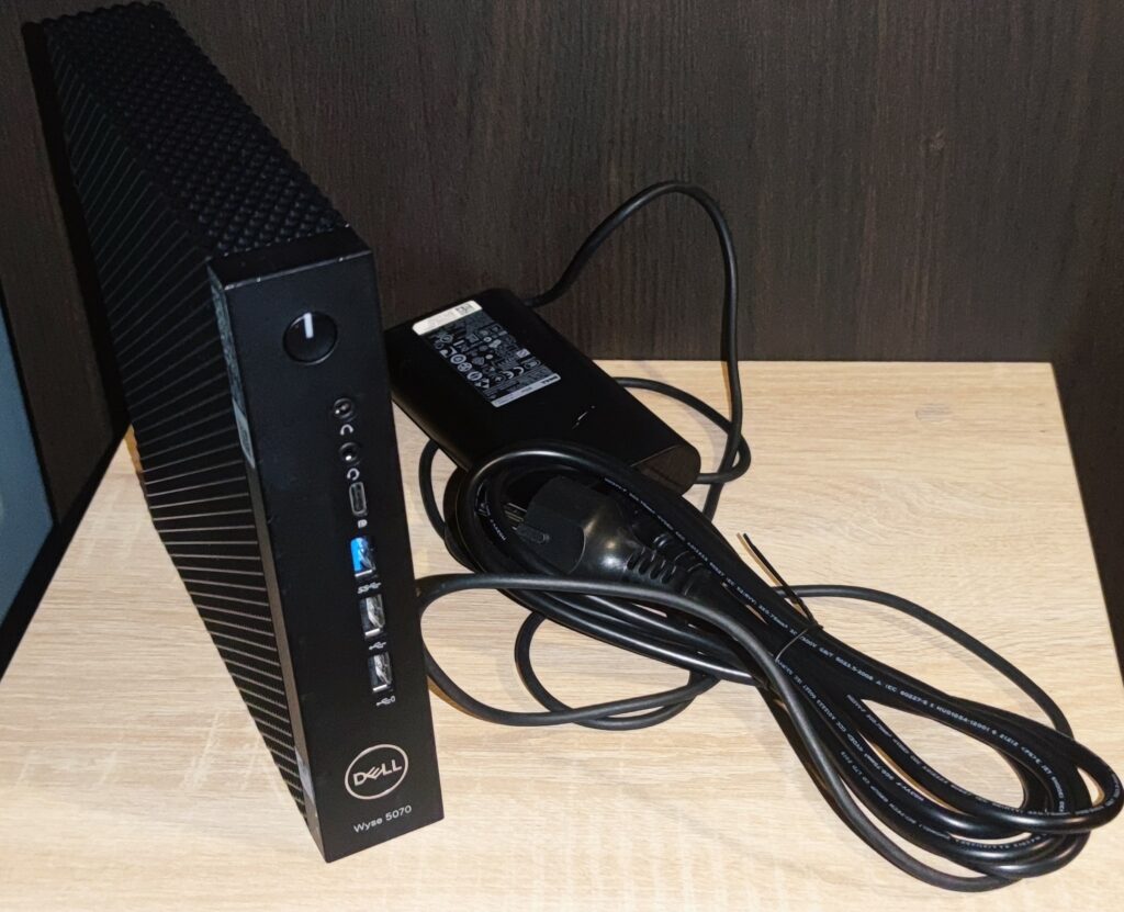 Mini komputer Dell - Windows 11 - 8GB RAM - Do nauki i biura